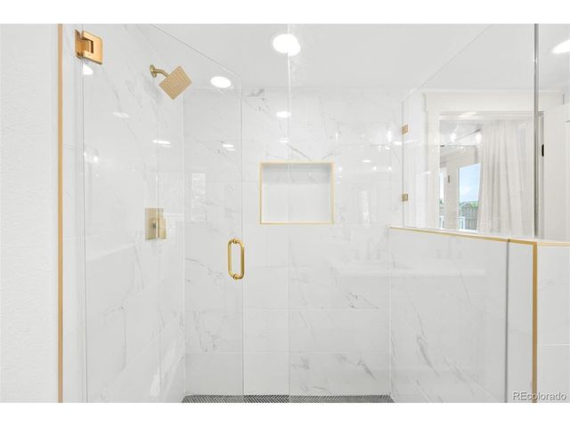 3351 S Dahlia St, Denver, CO 80222