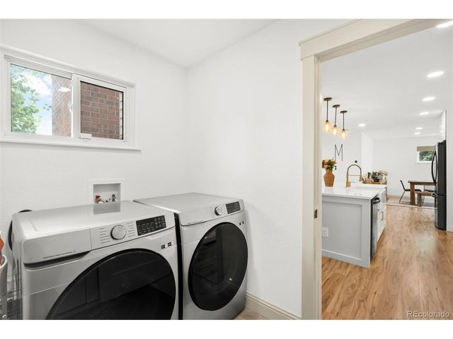 3351 S Dahlia St, Denver, CO 80222