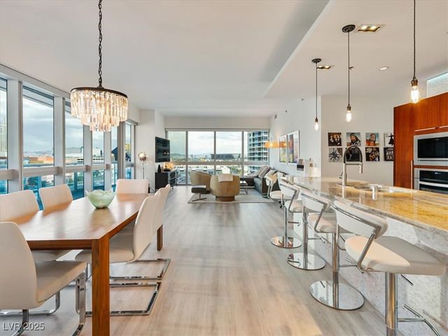 4471 Dean Martin Drive 1109, Las Vegas, NV 89103