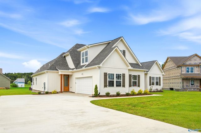 23327 Rhett Drive, Athens, AL 35613