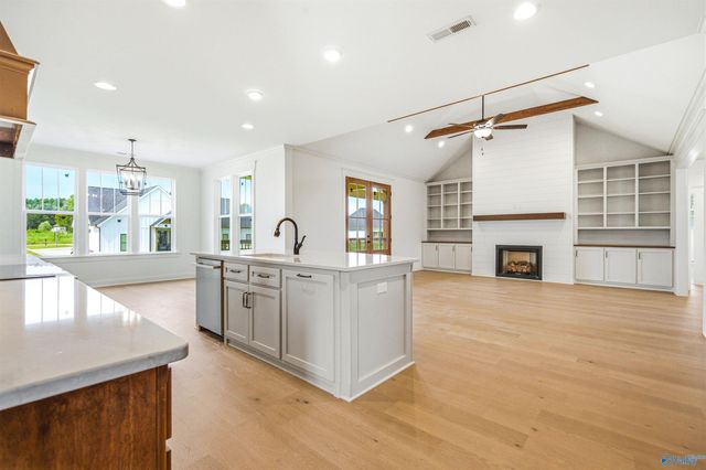 23327 Rhett Drive, Athens, AL 35613