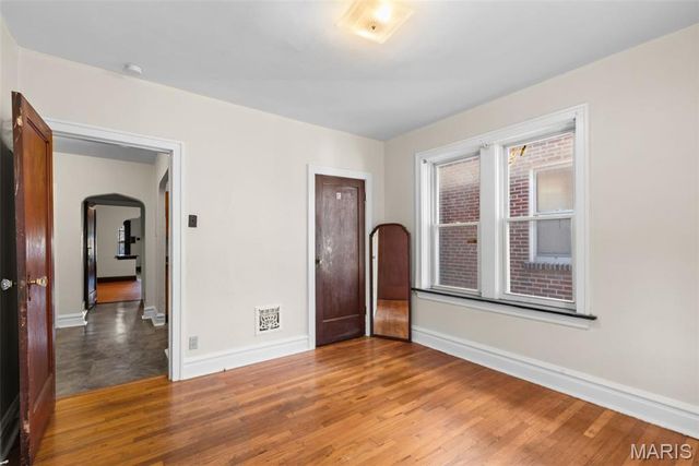 4022 Hydraulic Avenue, St Louis, MO 63116