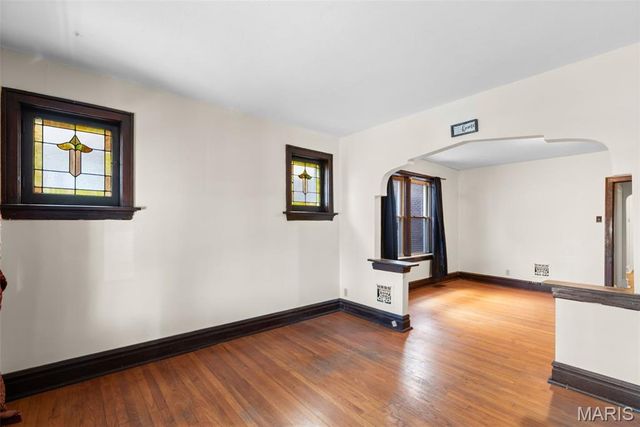 4022 Hydraulic Avenue, St Louis, MO 63116