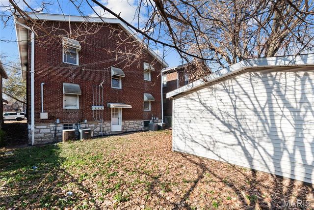 4022 Hydraulic Avenue, St Louis, MO 63116