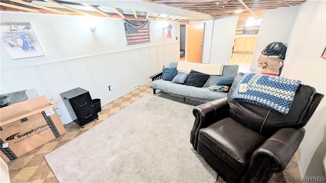 8915 Brookside Drive, Niagara Falls, NY 14304