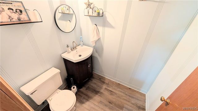 8915 Brookside Drive, Niagara Falls, NY 14304