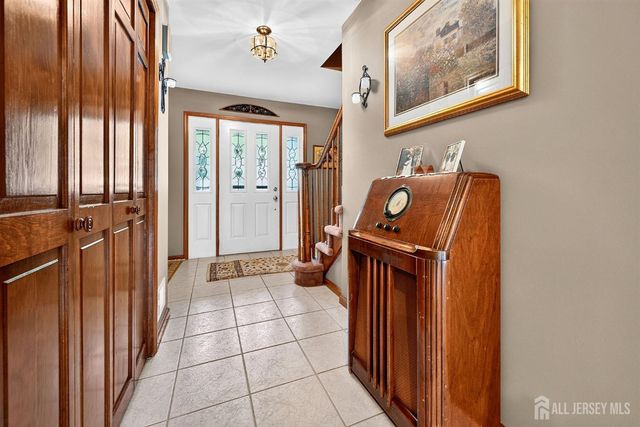 111 Szymanski Drive, Spotswood, NJ 08884
