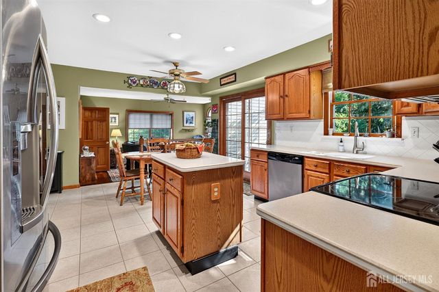 111 Szymanski Drive, Spotswood, NJ 08884