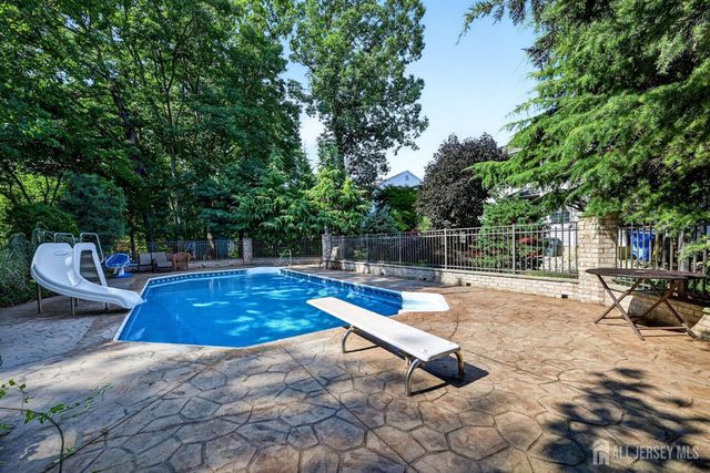 111 Szymanski Drive, Spotswood, NJ 08884