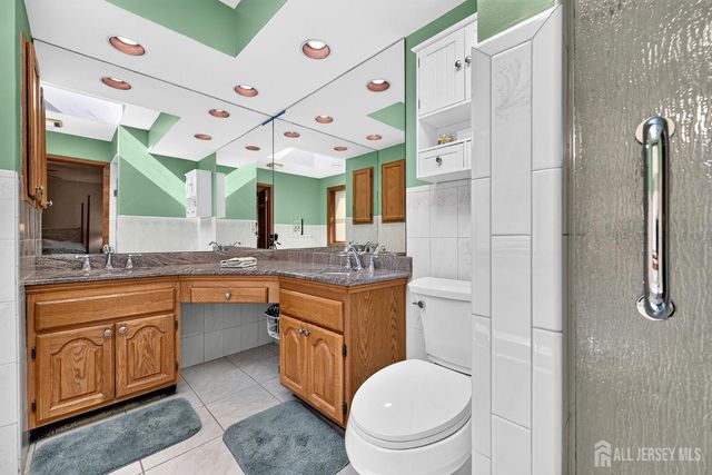 111 Szymanski Drive, Spotswood, NJ 08884