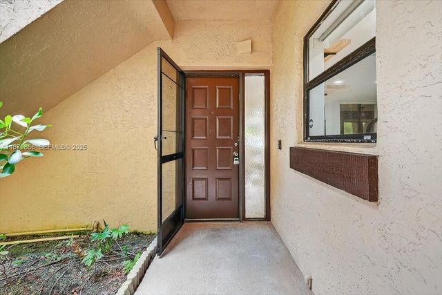 2652 N Carambola Circle 1738, Coconut Creek, FL 33066