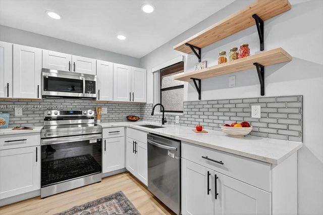 2652 N Carambola Circle 1738, Coconut Creek, FL 33066