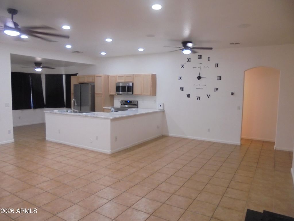 4204 S 78TH Lane, Phoenix, AZ 85043 — photo 5