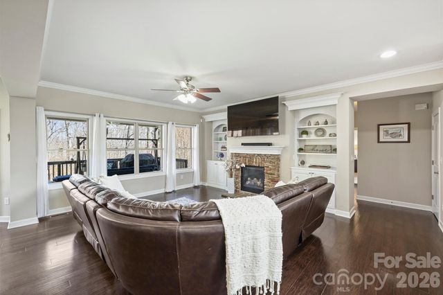 781 Barossa Valley Drive NW, Concord, NC 28027