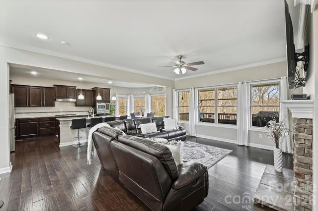 781 Barossa Valley Drive NW, Concord, NC 28027