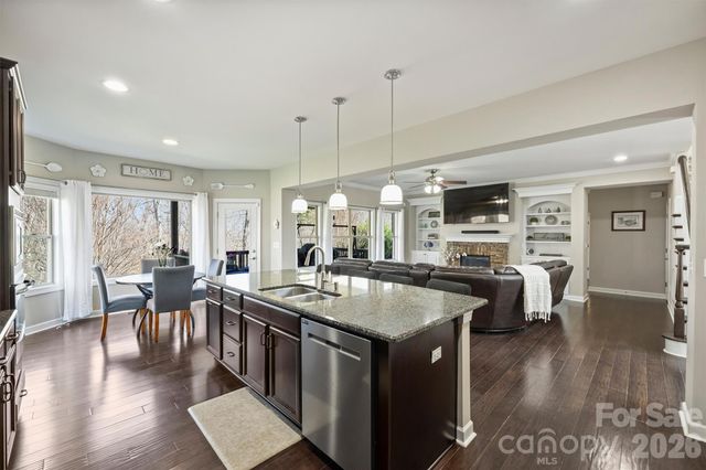 781 Barossa Valley Drive NW, Concord, NC 28027