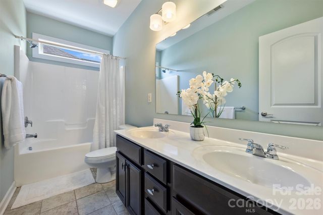 781 Barossa Valley Drive NW, Concord, NC 28027