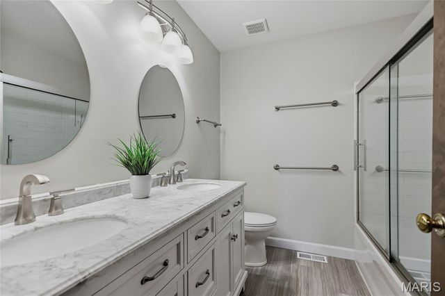 1510 Timber Point Court, Chesterfield, MO 63017