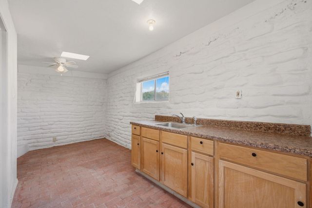 192 W Valverde Road, Corrales, NM 87048
