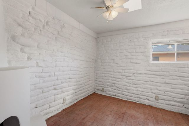 192 W Valverde Road, Corrales, NM 87048