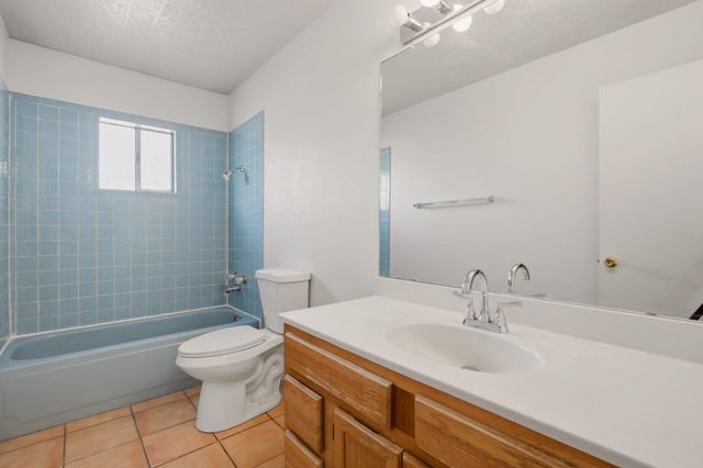 192 W Valverde Road, Corrales, NM 87048