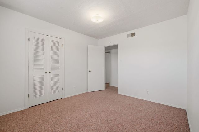 192 W Valverde Road, Corrales, NM 87048