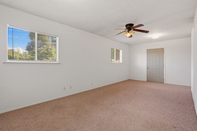 192 W Valverde Road, Corrales, NM 87048
