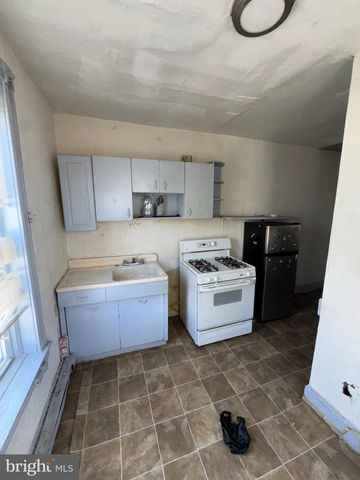 7100 PASCHALL AVE, Philadelphia, PA 19142