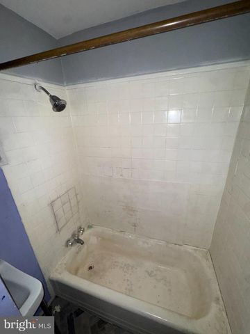 7100 PASCHALL AVE, Philadelphia, PA 19142