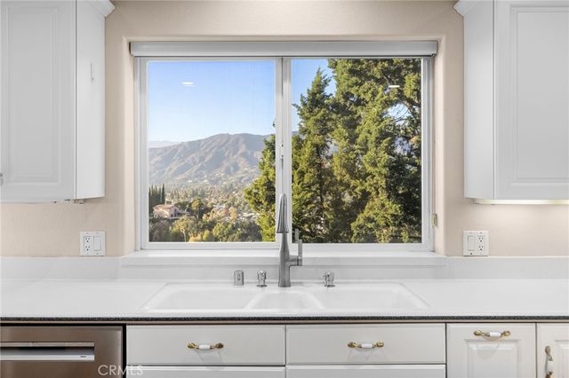 705 Beaverbrook, Glendora, CA 91740
