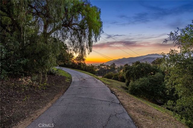 705 Beaverbrook, Glendora, CA 91740