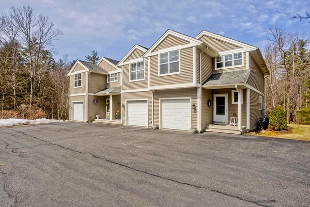 330 Haydenville Rd E, Northampton, MA 01053