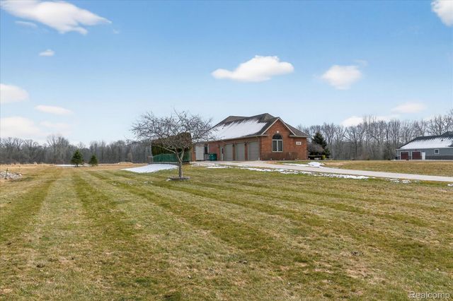 5585 Leah Lane, Almont Township, MI 48003