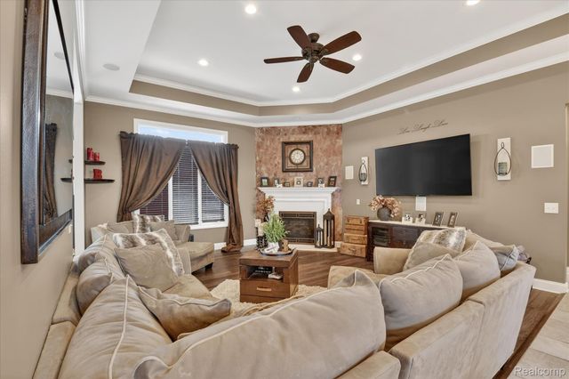 5585 Leah Lane, Almont Township, MI 48003