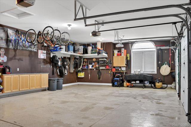 5585 Leah Lane, Almont Township, MI 48003