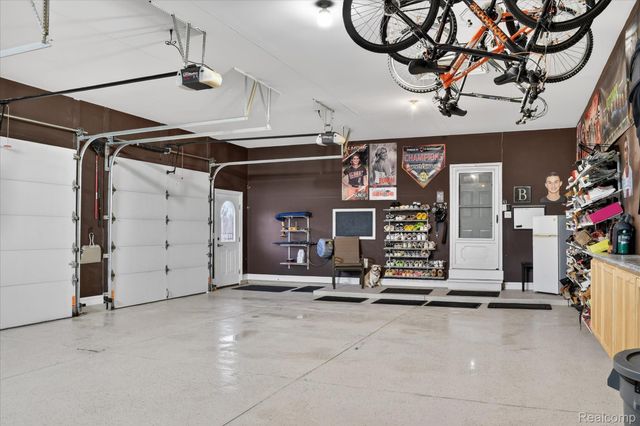 5585 Leah Lane, Almont Township, MI 48003