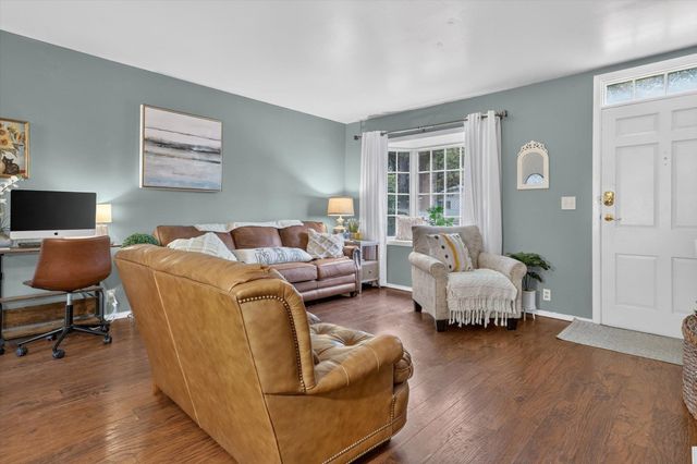 4122 Manor Drive, South Bend, IN 46614