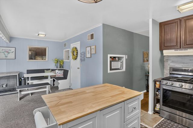 4122 Manor Drive, South Bend, IN 46614