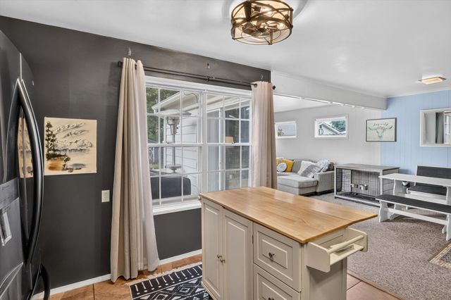 4122 Manor Drive, South Bend, IN 46614