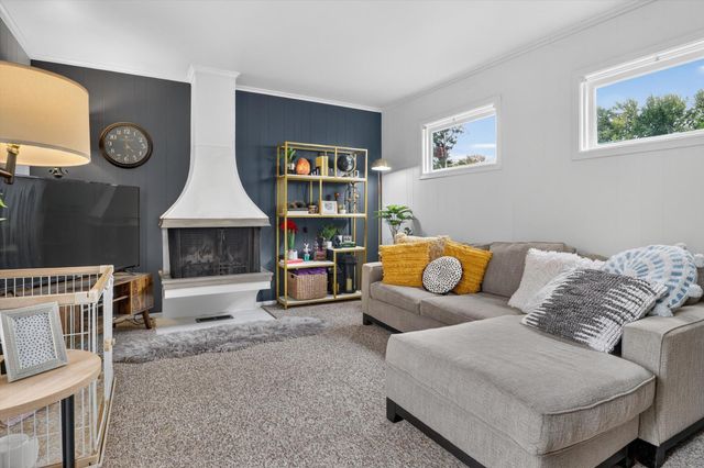 4122 Manor Drive, South Bend, IN 46614