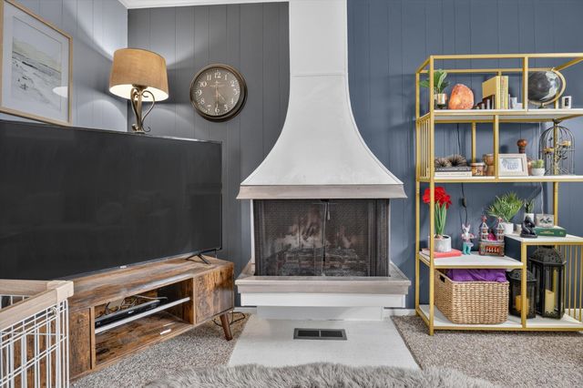 4122 Manor Drive, South Bend, IN 46614