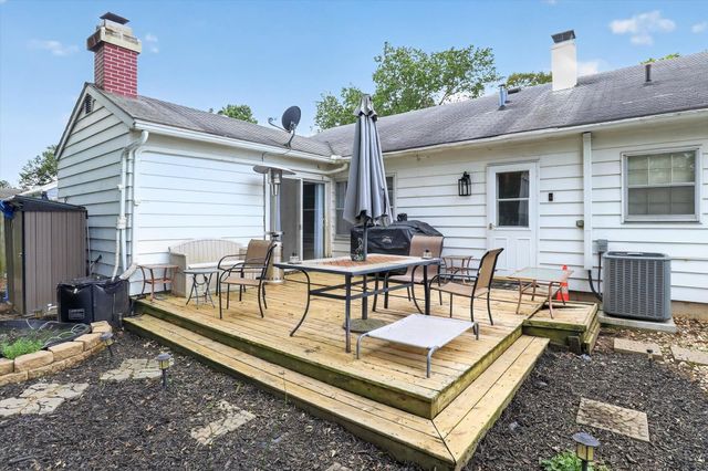 4122 Manor Drive, South Bend, IN 46614