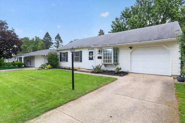 4122 Manor Drive, South Bend, IN 46614