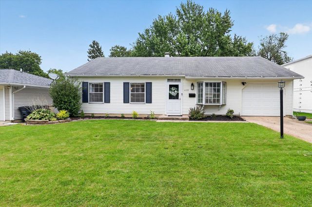 4122 Manor Drive, South Bend, IN 46614