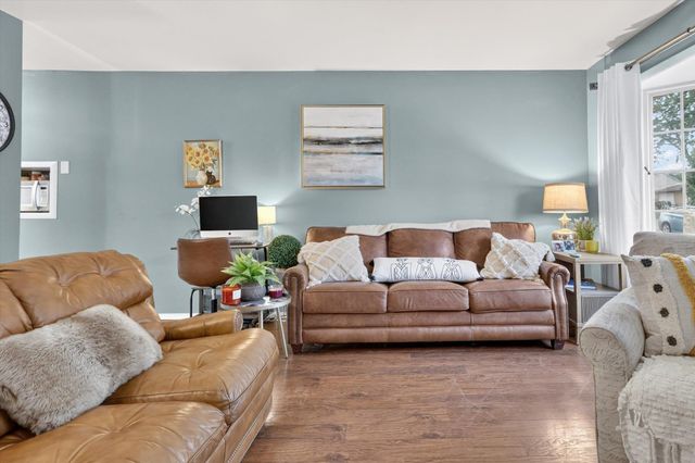 4122 Manor Drive, South Bend, IN 46614