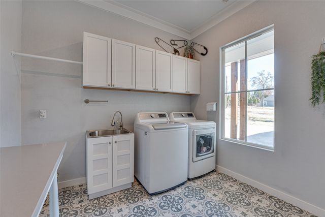 5523 Lakeshore Court, Log Cabin, TX 75148