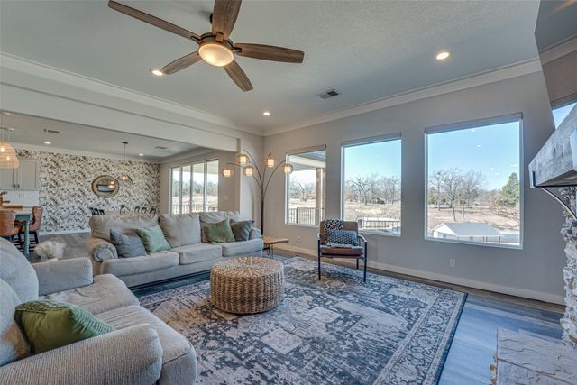 5523 Lakeshore Court, Log Cabin, TX 75148