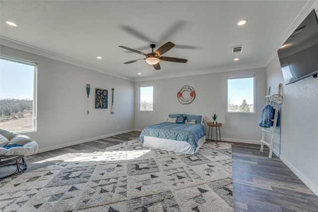 5523 Lakeshore Court, Log Cabin, TX 75148