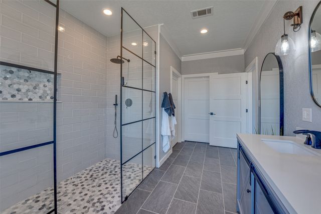 5523 Lakeshore Court, Log Cabin, TX 75148