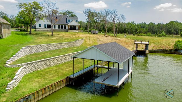 5523 Lakeshore Court, Log Cabin, TX 75148